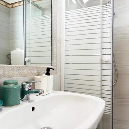 招待所 Holihome Eight