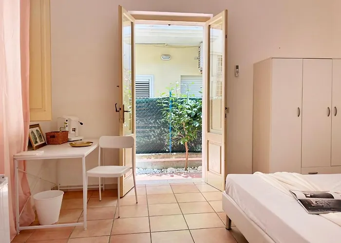 Guest house Holihome Eight