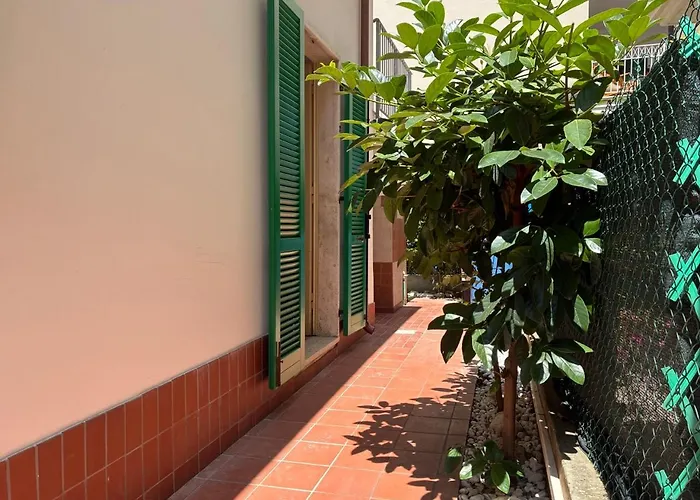 Holihome Eight Guest house